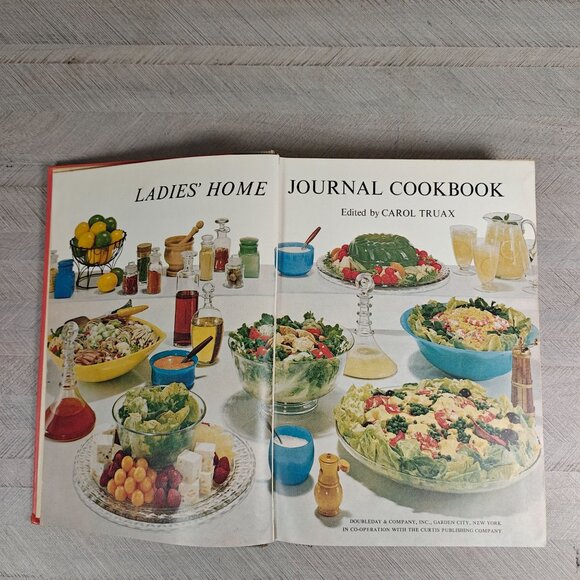 Ladies Home Journal Cookbook First Edition 1960 Vintage Cooking Local Ethnic - Picture 3 of 11
